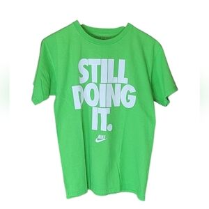 Men's Bright Green Nike Small "STILL DOING IT." Short Sleeve T-Shirt